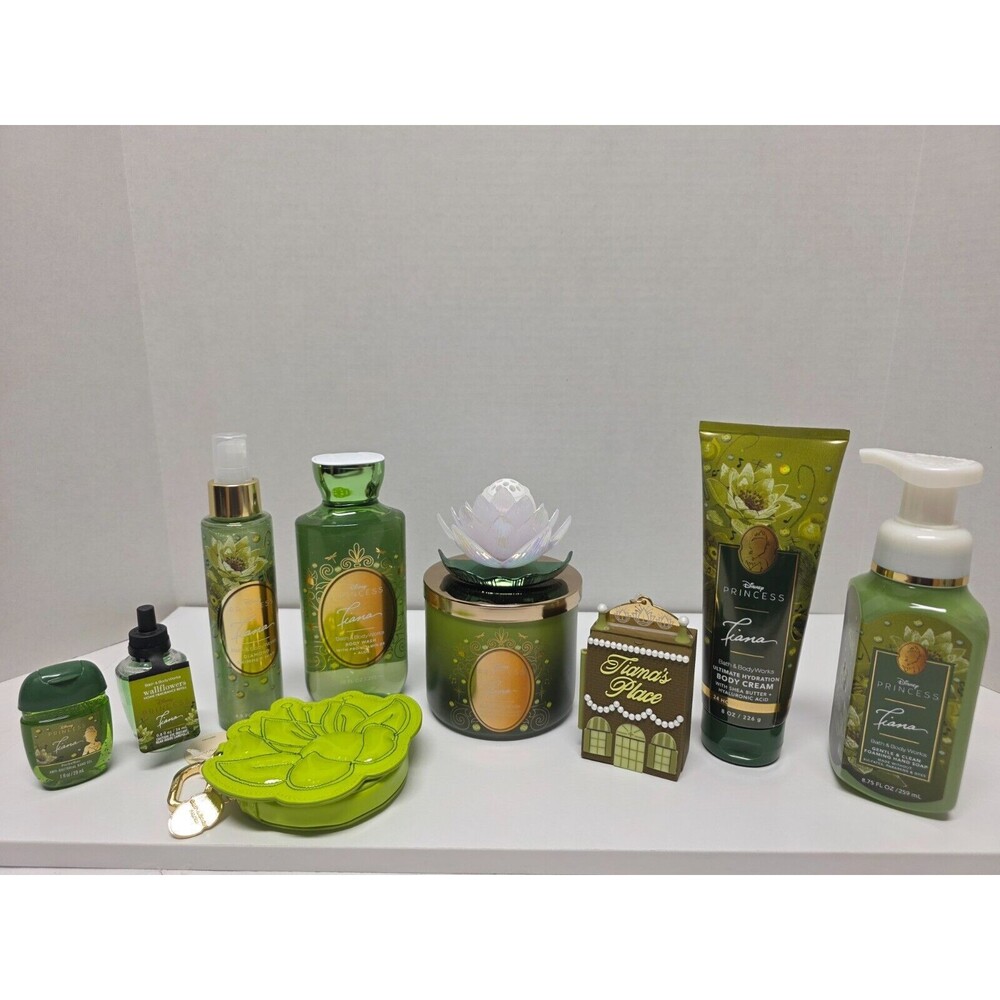 Bath & Body Works Disney Princess Tiana Lot Wallflower Pocketbac Coin Purse